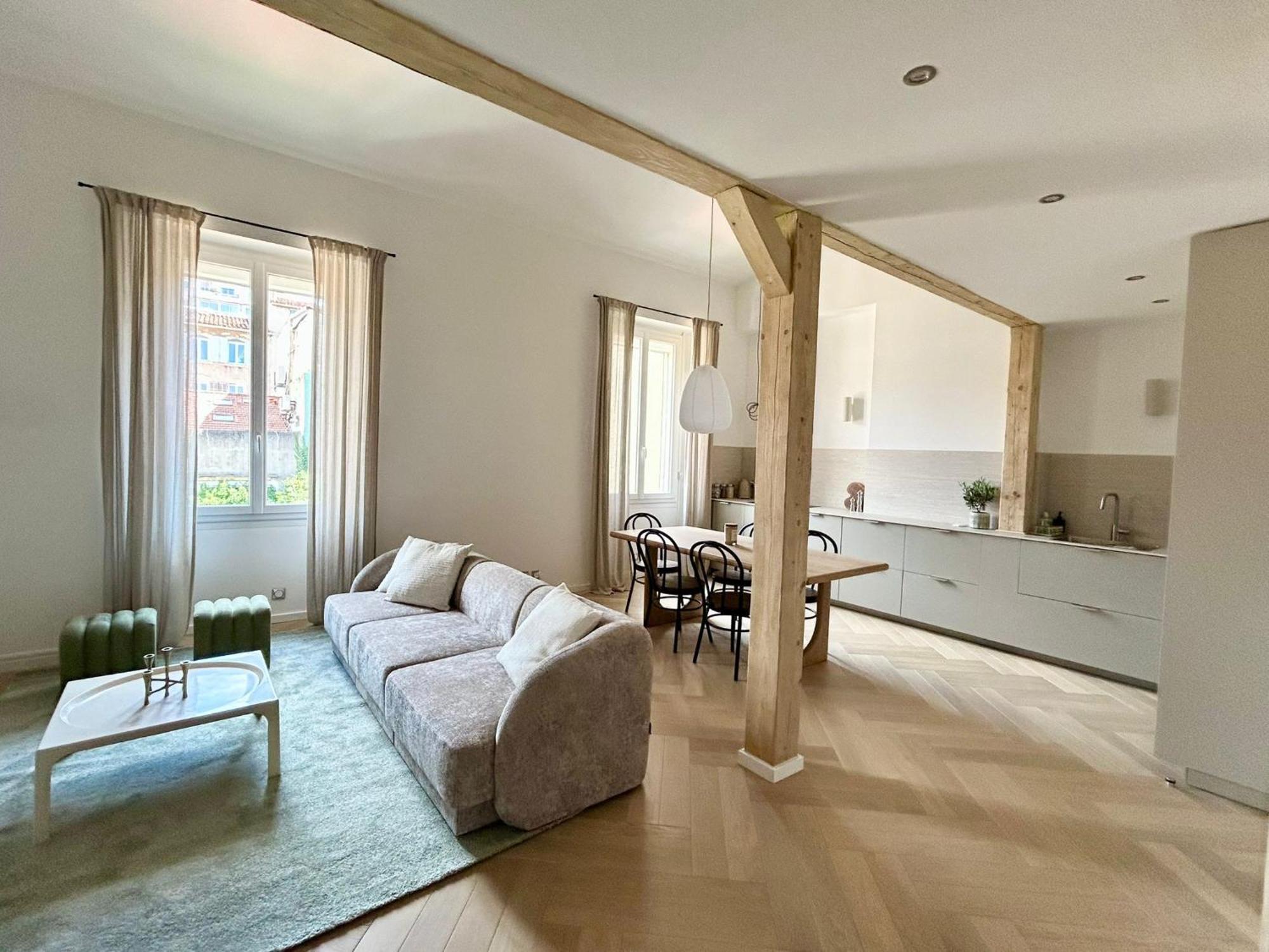 Luxury Loft In Apartment